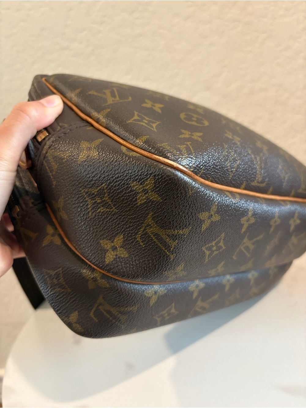 Louis Vuitton Reporter PM
Brown Monogram Crossbody Bag - Picture 5 of 15